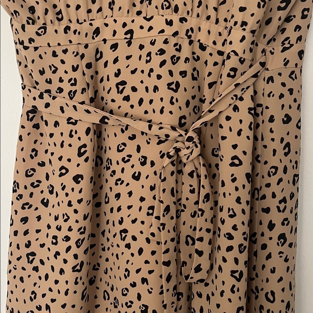 Aritzia Sunday Best Savoy Wrap Dress in size 2 - Picture 9 of 9